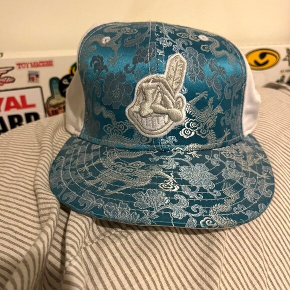 rare fitted hats - Picture 7 of 8